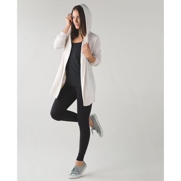 Lululemon Peace Of Mind Cardigan in Heathered White, Sz 4 Hooded, MSRP $138 - Picture 4 of 9